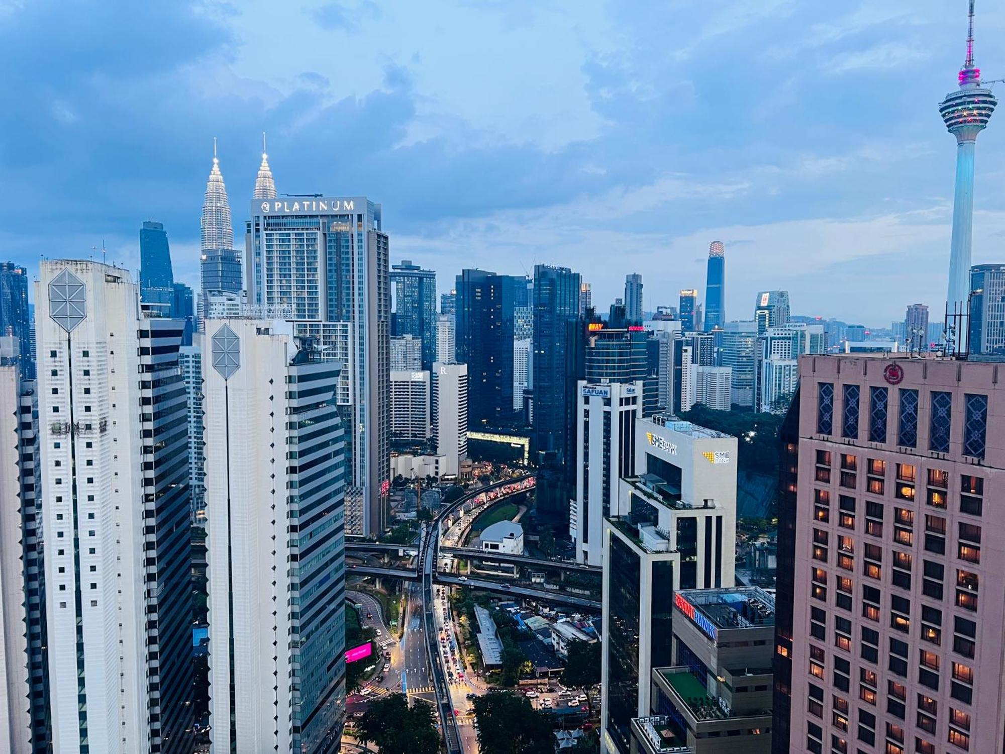 Quill Residences Klcc View Apartment